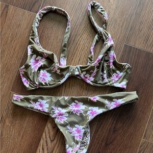 Acacia floral set